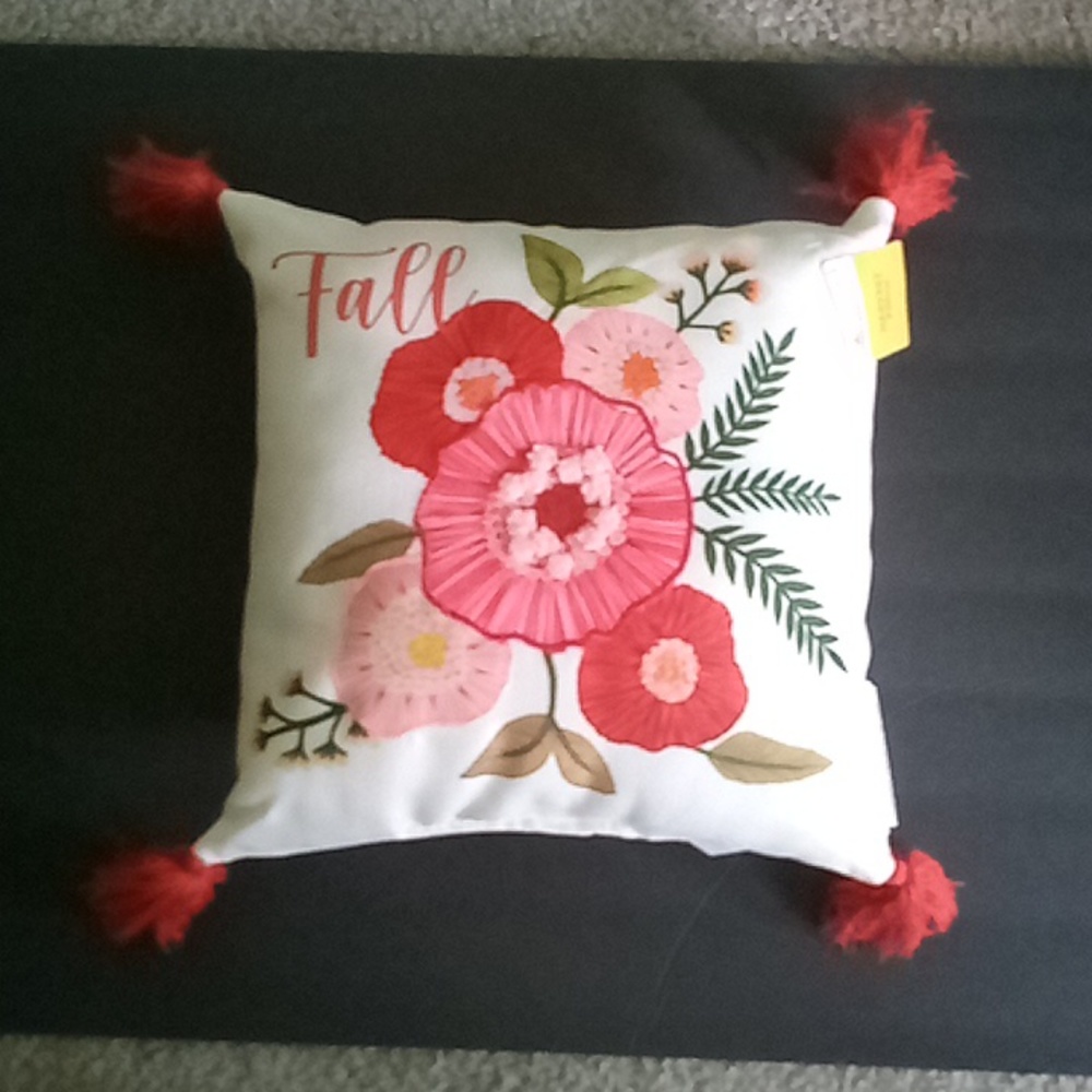 Way to celebrate harvest pillow
